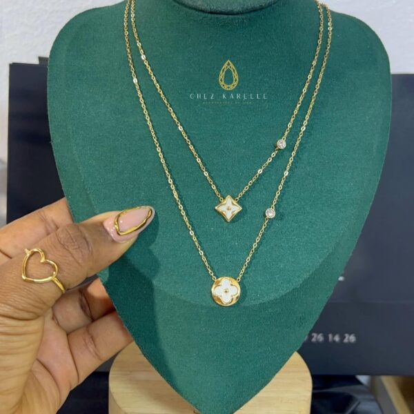 Collier 3